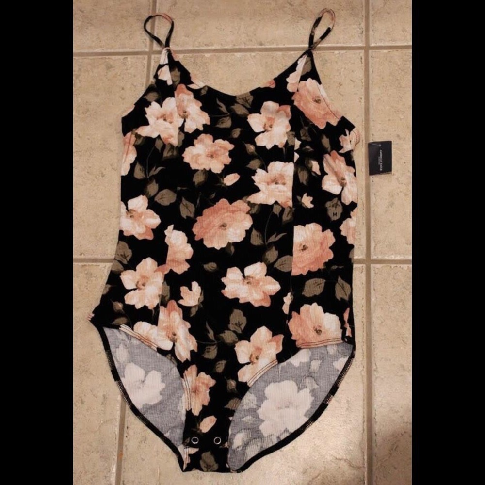NWT! American Eagle Ribbed Bodysuit